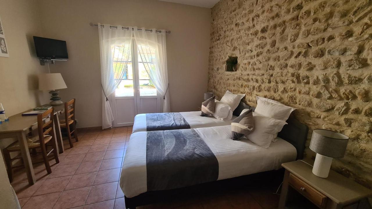 Logis Hotel La Bastide Saint Bach Suze-la-Rousse Rum bild