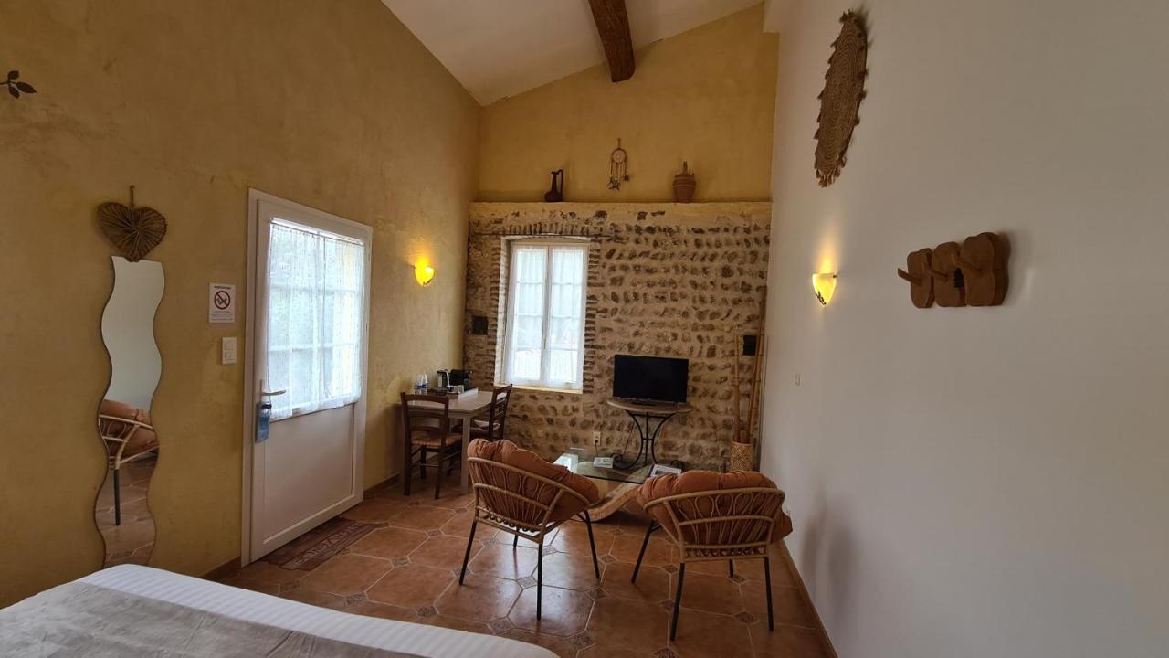 Logis Hotel La Bastide Saint Bach Suze-la-Rousse Exteriör bild